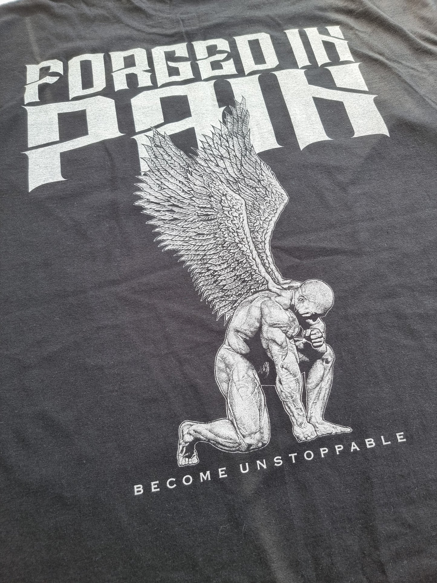BLACK "FORGED IN PAIN" - Standard Fit T-Shirt